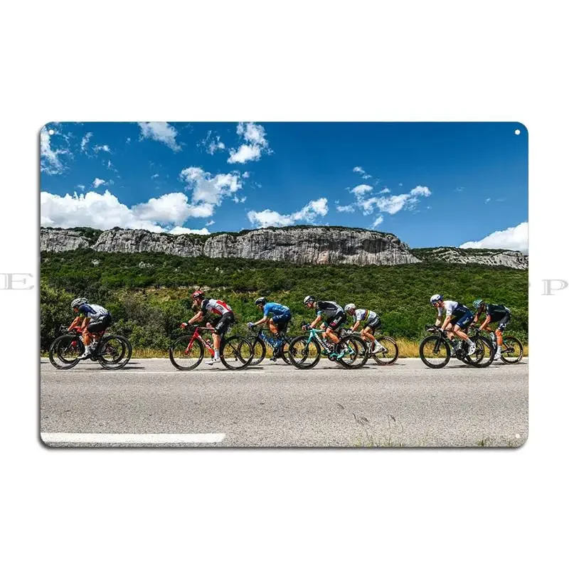 TdF Photo 2 Metal Sign Party H – обзор и цена Home Cinema Wall Design